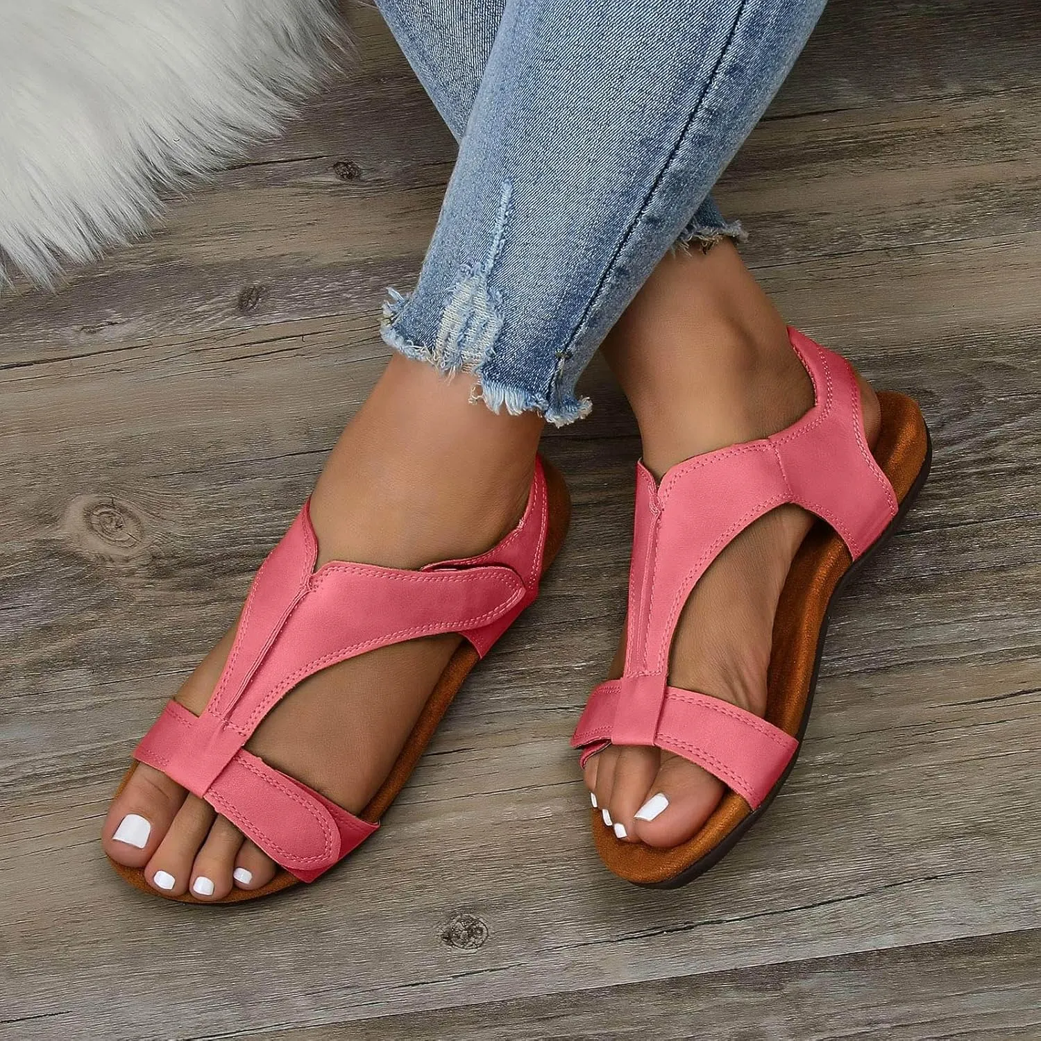 2025 Flat Sandals for Women Summer Comfortable Non-Slip Open Toe Dressy Casual Shoe Outdoor Beach Vacation Slippers with Ankle Strap Breathable Fashion Slip-On Walking Footwear
