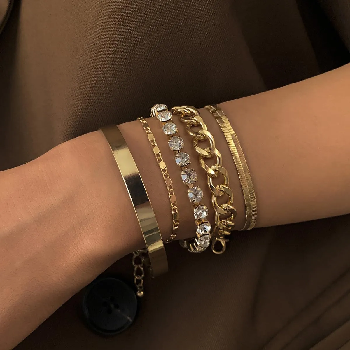 5Pcs Boho Gold Chain Bracelets for Women Rhinestone Tennis Bracelets Layered Cuban Link Chain Bracelets Adjustable Chunky Bangle Herringbone Bracelets Dainty Jewelry Gifts