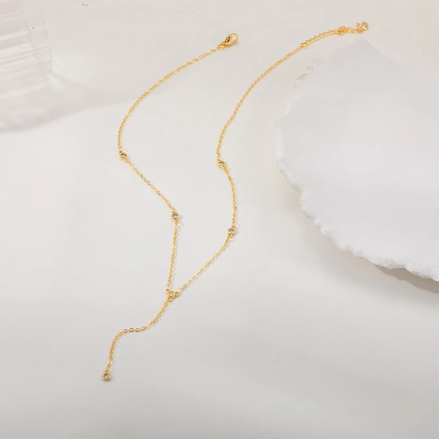 CAROVO Gold Necklace for Women Dainty Long Necklace 14K Gold/Silver Lariat Y-Shaped Pendant Necklaces Trendy Layered Lip Cubic Zirconia Beaded Chain Drop Necklaces Jewelry for Women Gifts
