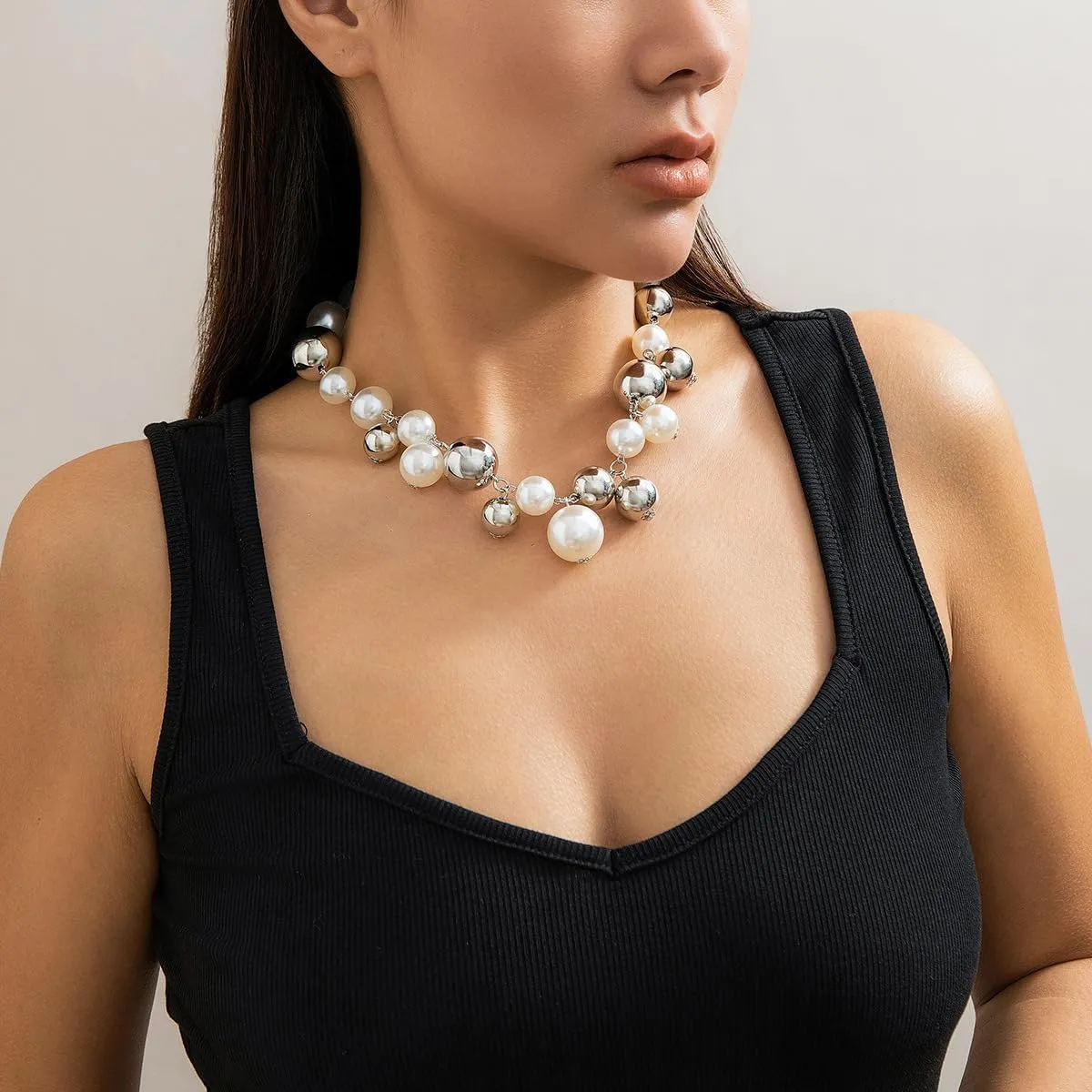 CSIYANJRY99 Chunky Pearl Necklace for Women Big Faux Pearl Beaded Strand Necklace Wedding Prom Jewelry for Women
