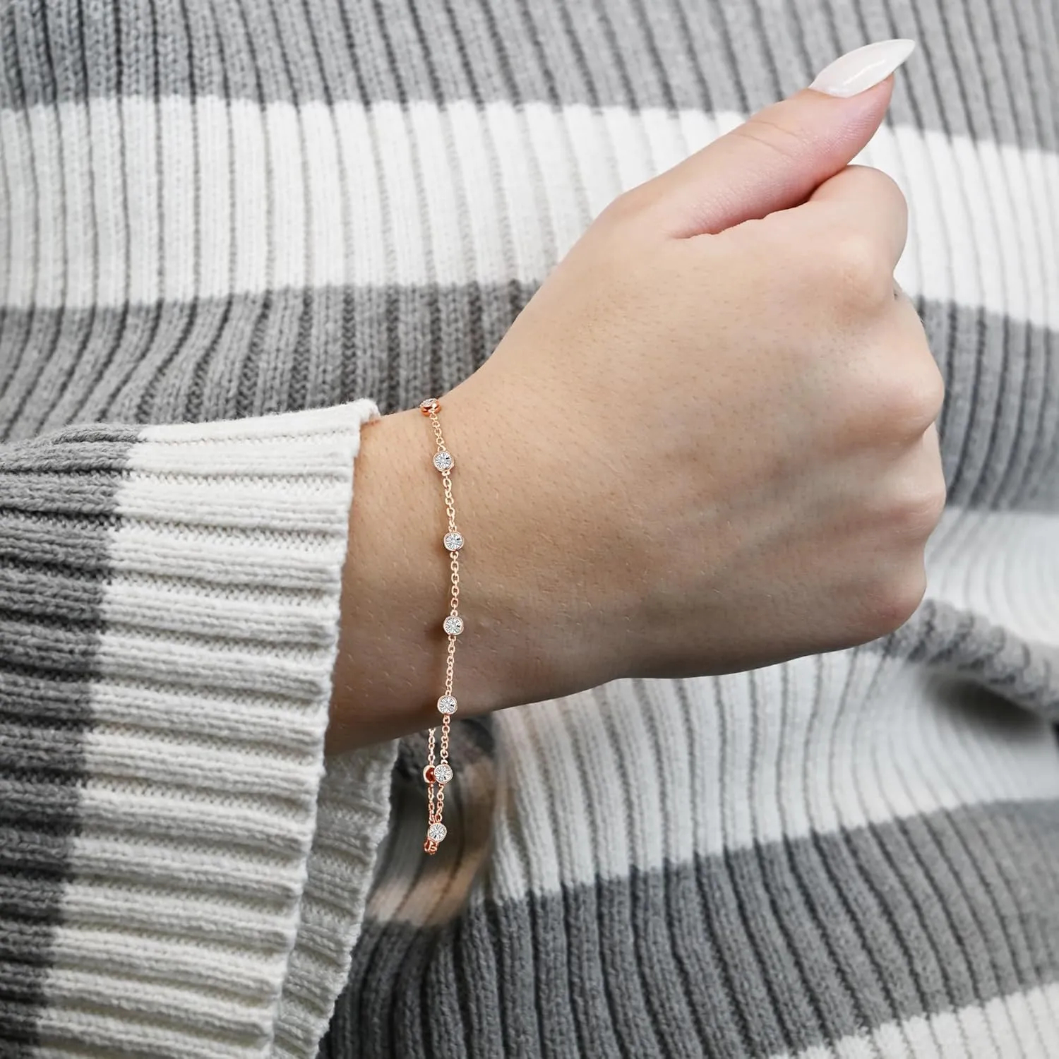Diamond Bezel Bracelet, Adjustable Cable Chain, 11 Round Bezel Diamonds, 6.5/7.5/8.5 Chain Length, 14K Rose Gold-plated Sterling Silver/14K Gold-plated Sterling Silver/Sterling Silver