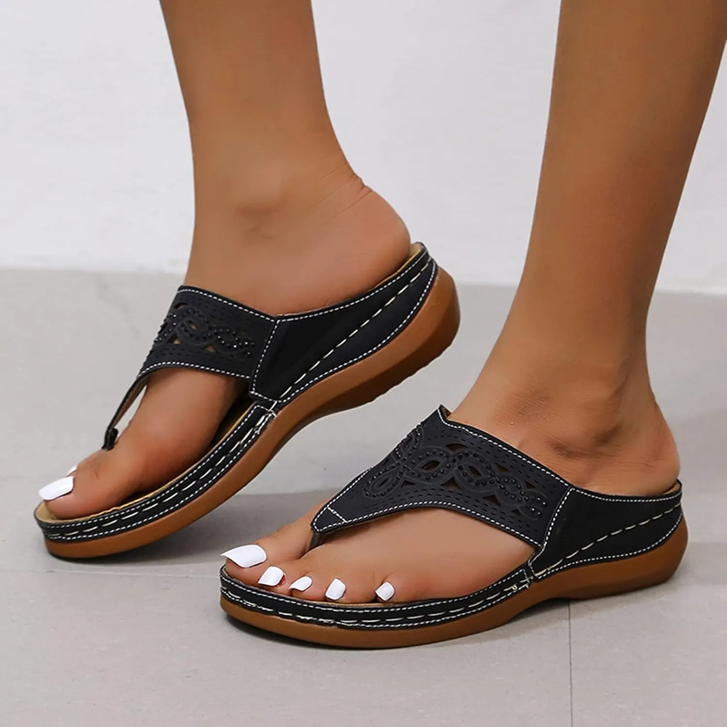 Eduavar Summer Sandals for Women 2023, Sandals Women Retro Breathable Hollow Out Flip Flops Summer Beach Sandals Slippers