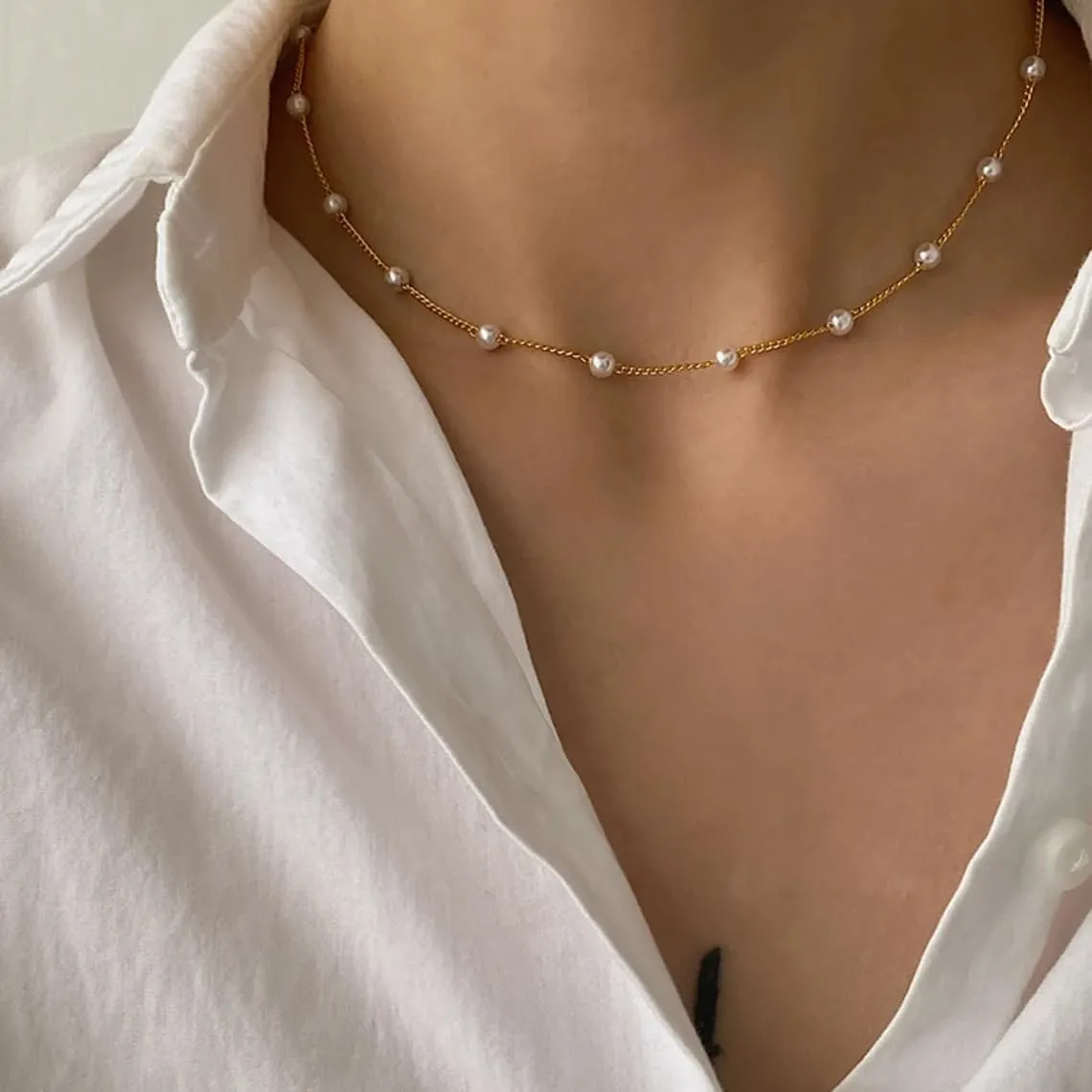 Gold Pearl Necklaces for Women: Dainty Pearl Pendant Necklace Simple 18K Gold Plated Pearl Choker Necklaces Trendy Pearl Jewelry for Women