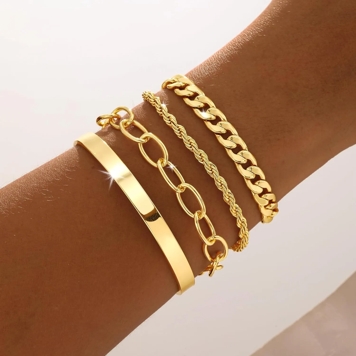 Gold/Silver Bracelets For Women,Trendy 14k Gold/Silver Plated lightweight Dainty Chunky Thin Cuban Link Paperclip Chain Tennis Bangle Bracelets Stack Set,Ring Hand Chain Bracelet,Gold Jewelry Gift For Women Fashion Accessories