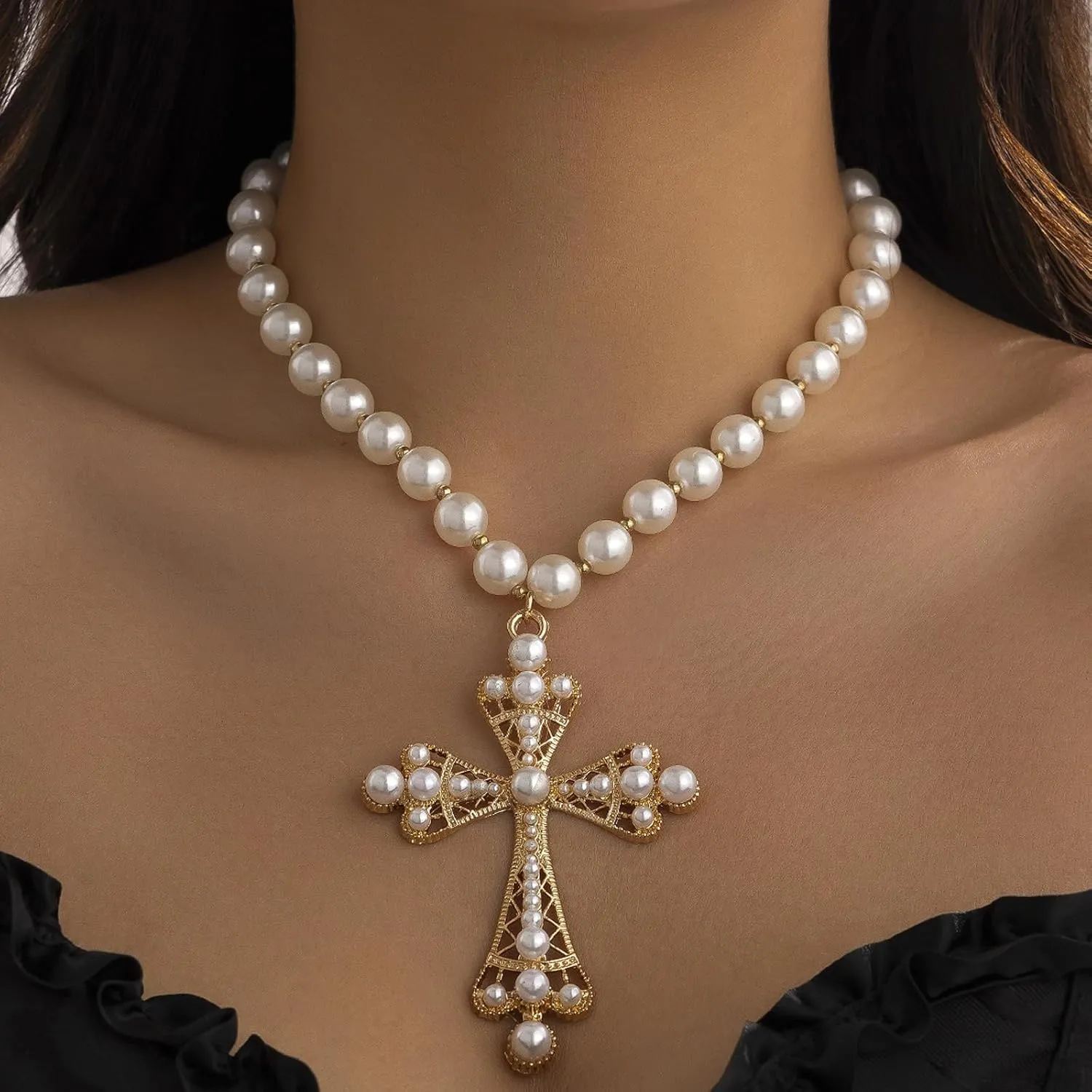 Gothic Necklace Pearl Cross Necklaces Big Cross Necklace Chunky Cross Necklace Punk Pearl Cross Pendants Necklace Vintage Charm Necklace Gothic Cross Necklace Goth Jewelry for Women