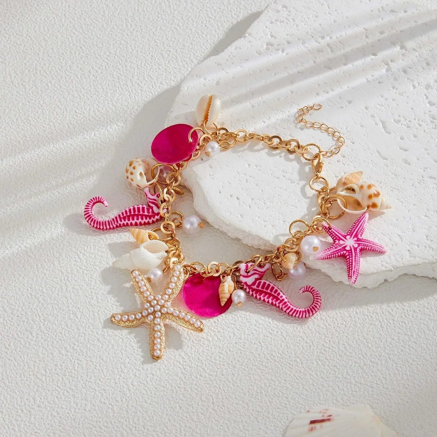 Handmade Starfish Seashell Pearl Bracelets for Women Gold Plated Bohemian Charm Sea Shell Couch Beads Adjustable Chain Anklet Bracelets Hawaiian Beach Holiday Mermaid Costume Jewelry Gifts