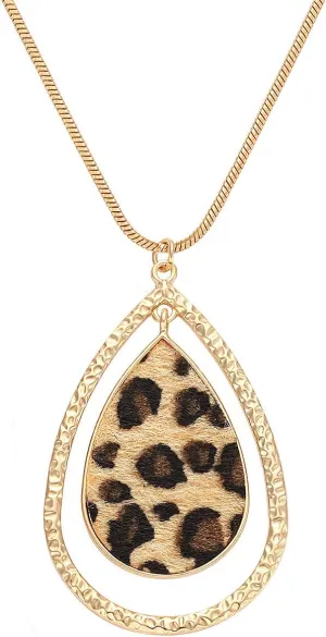Long Necklaces for Women Leather Leopard Necklace Animal Print Cheetah Pendant Necklaces Gold Chain Necklace