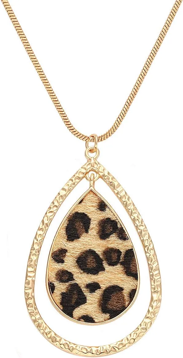 Long Necklaces for Women Leather Leopard Necklace Animal Print Cheetah Pendant Necklaces Gold Chain Necklace