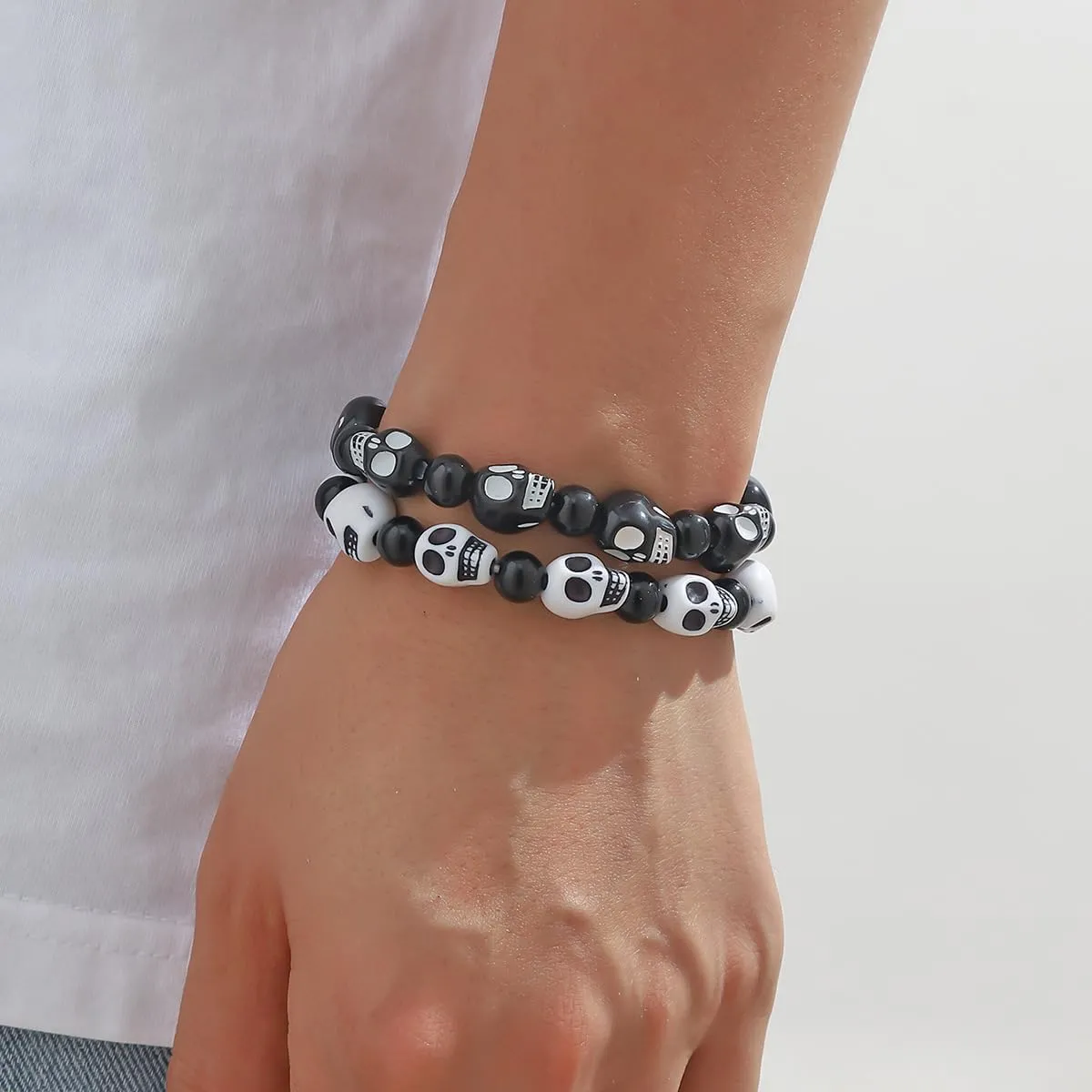 Skeleton Skull Head Bracelets Set Colorful Skull Bracelets Pumpkin Skull Bracelets Tibetan Prayer Bone Bead Strand Bracelets Gothic Punk Halloween Jewelry for Man Women