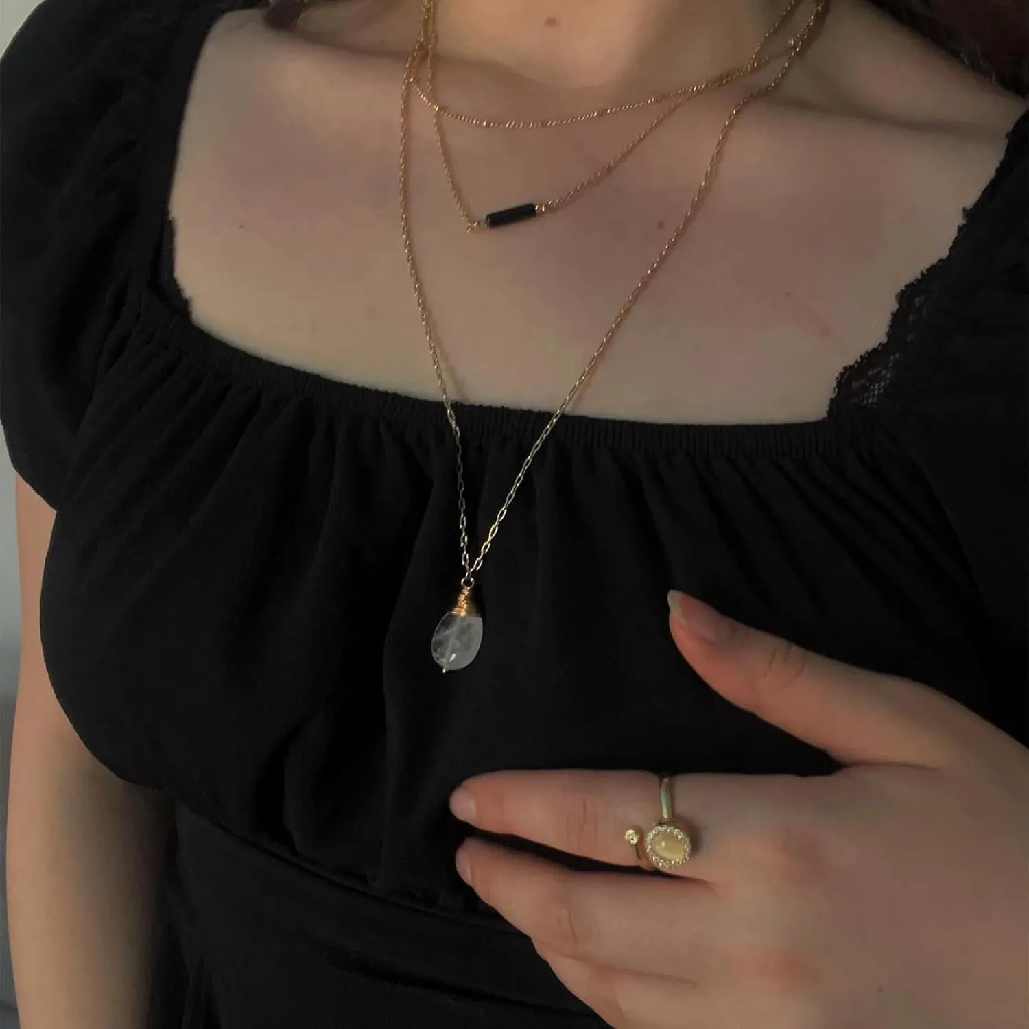 SmileBelle Boho Necklaces Long Layered Gold Necklaces with Crystals, Necklace for Women Trendy Boho Necklaces for Her White Quartz Crystal Hippie Jewelry as Daughter Girlfriend Anniversary Gifts