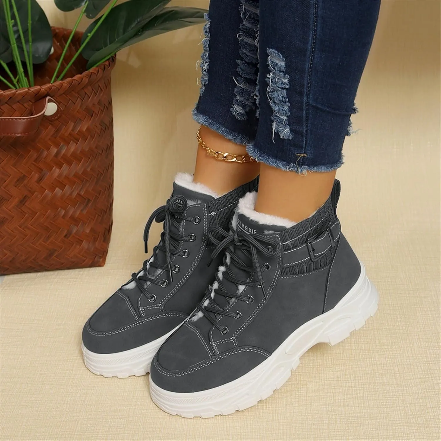 Snow Ankle Boots for Women Non Slip Walking Shoes Lace Up Low Calf Shoes Hiking Boots Women Waterproof